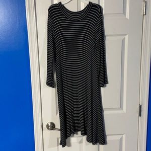 Black and white striped American eagle comfy dress